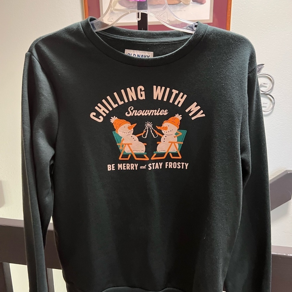NWOT Old Navy Black Sweatshirt with Snowman Graphic #223